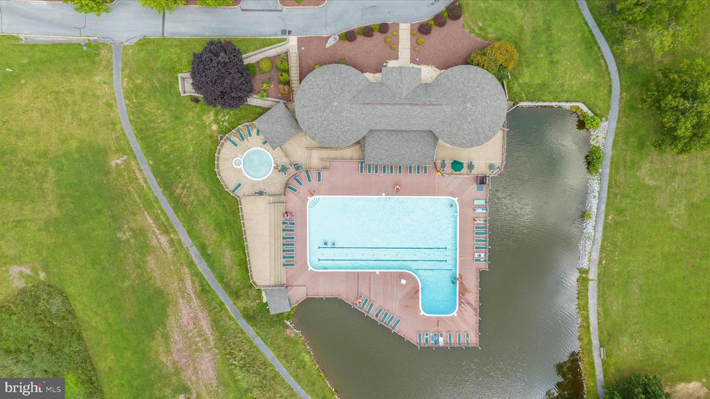 111 BOB WHITE LANE