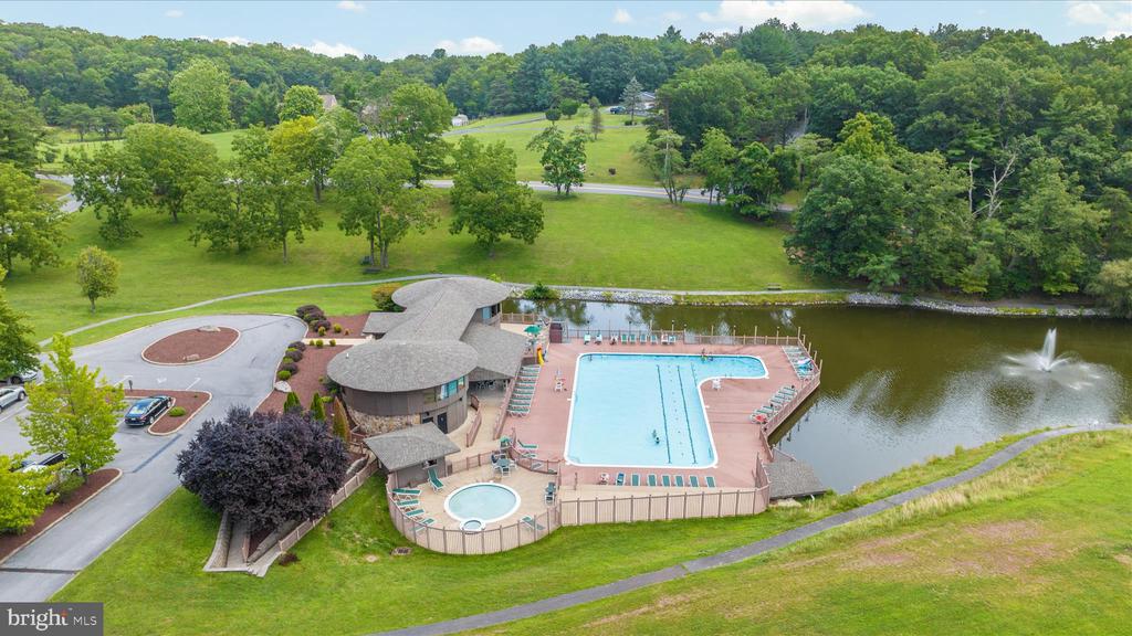 111 BOB WHITE LANE
