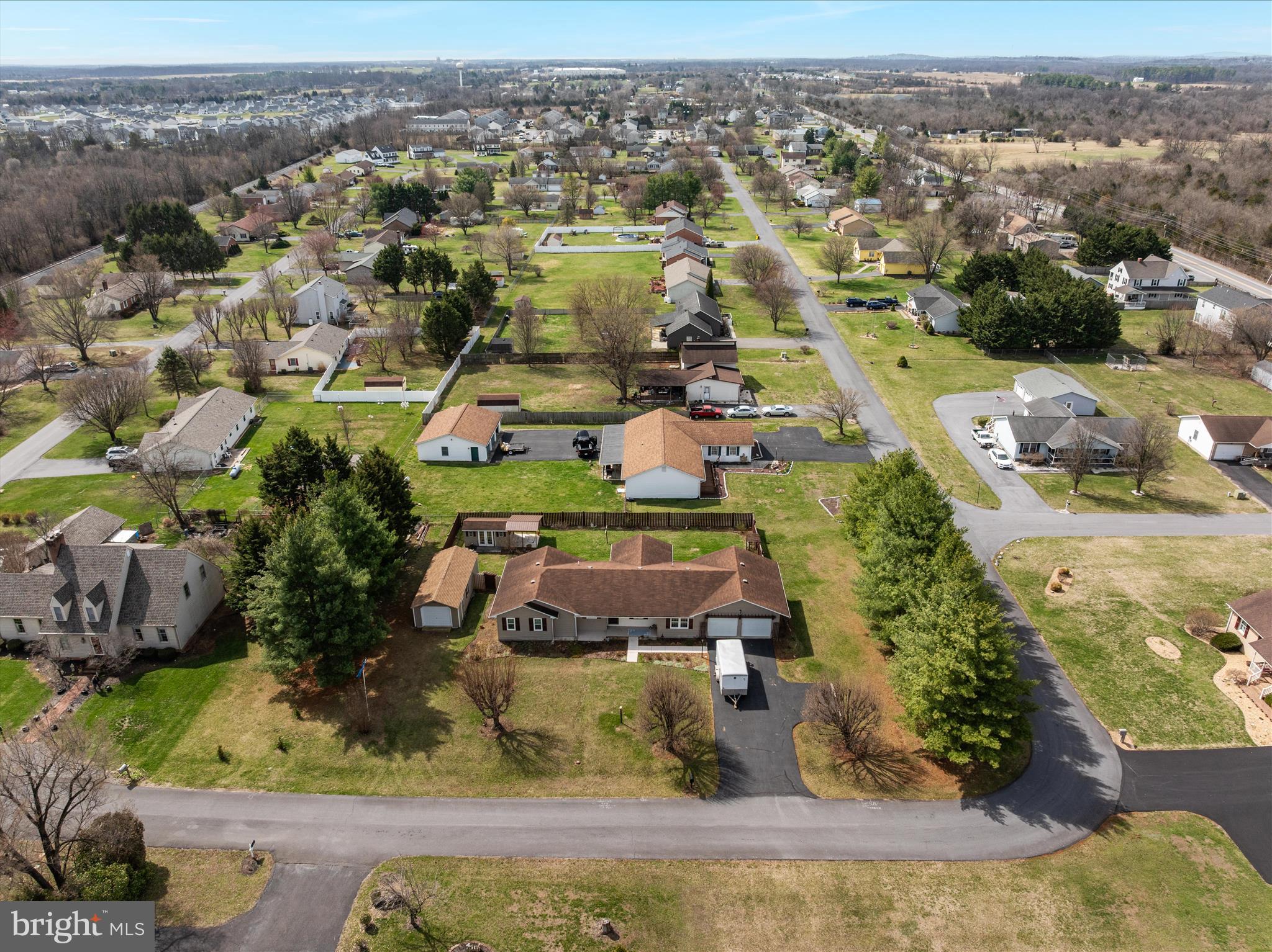 290 LARIAN DRIVE