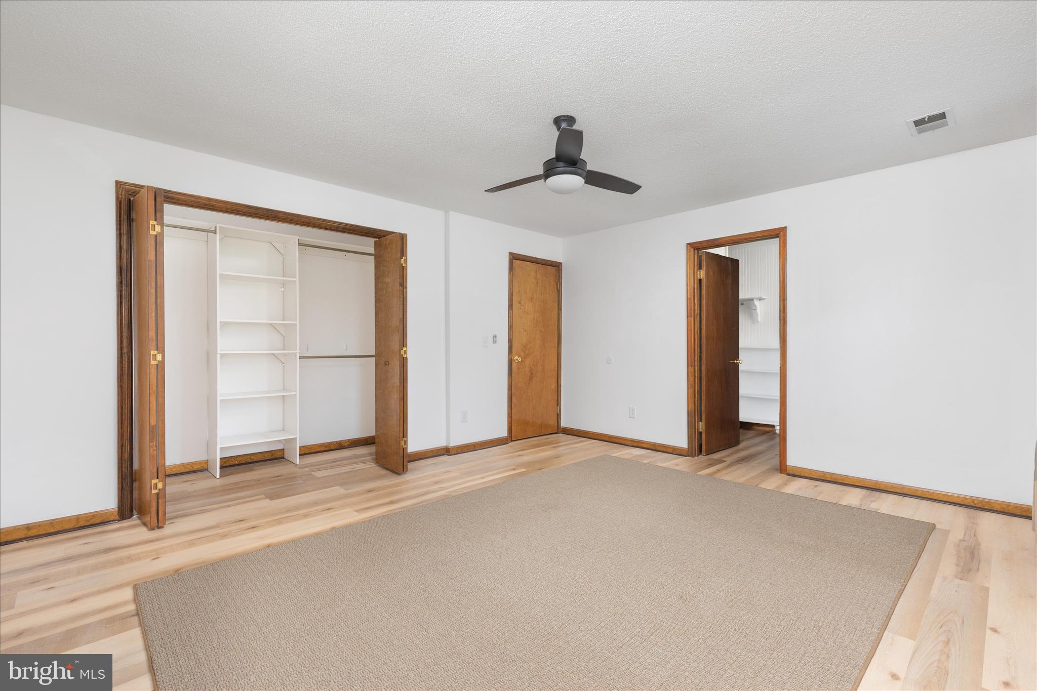 290 LARIAN DRIVE
