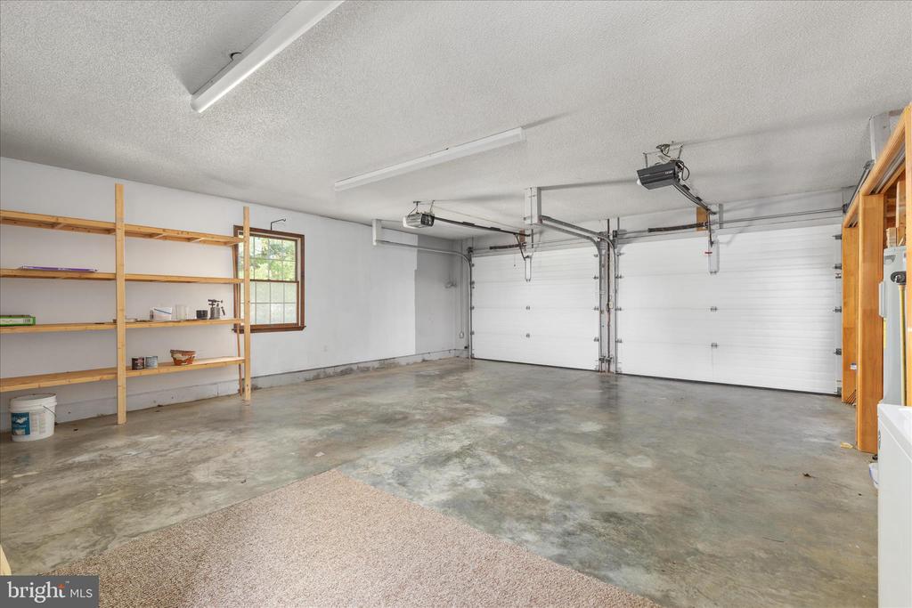 290 LARIAN DRIVE
