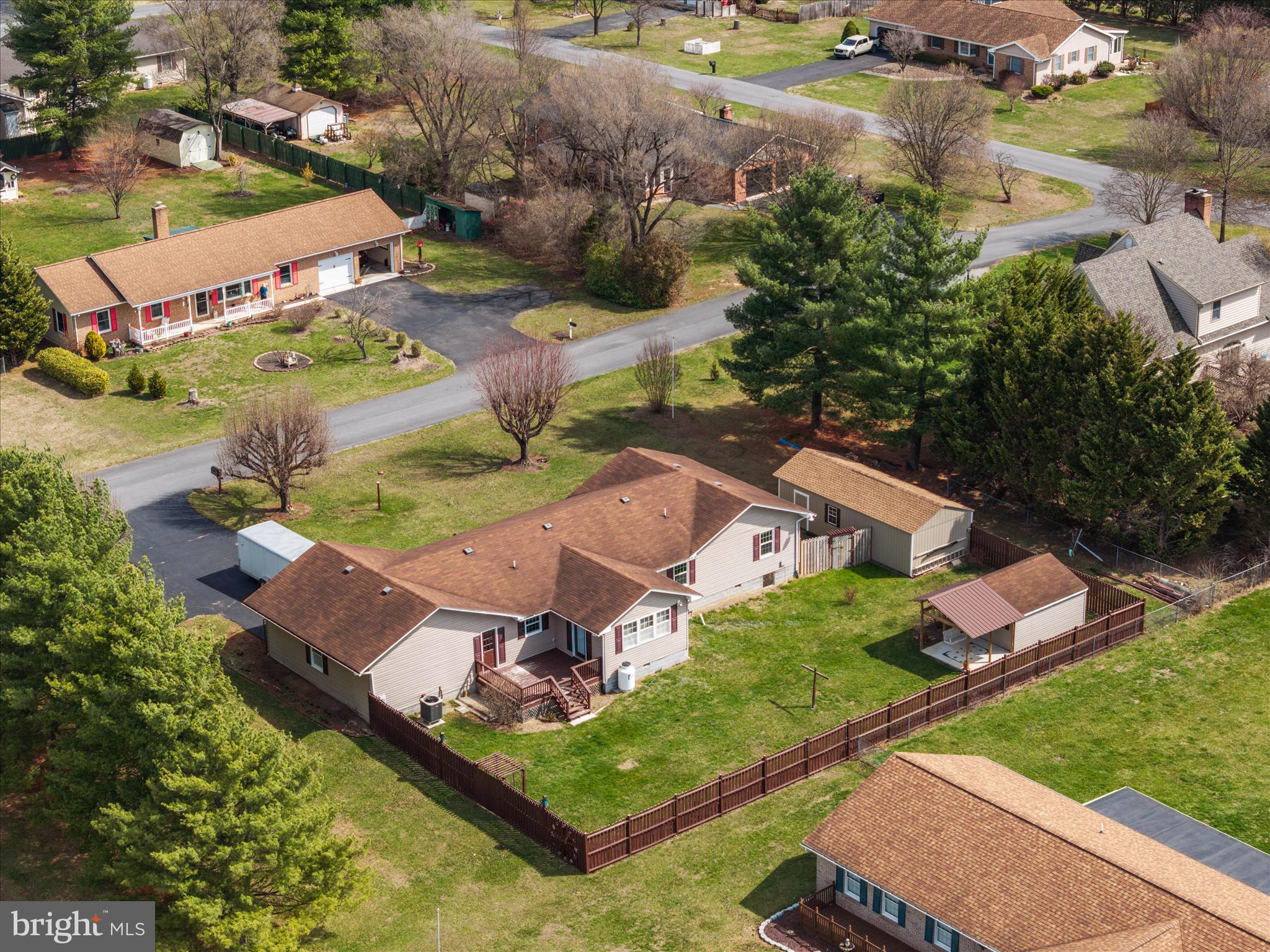 290 LARIAN DRIVE