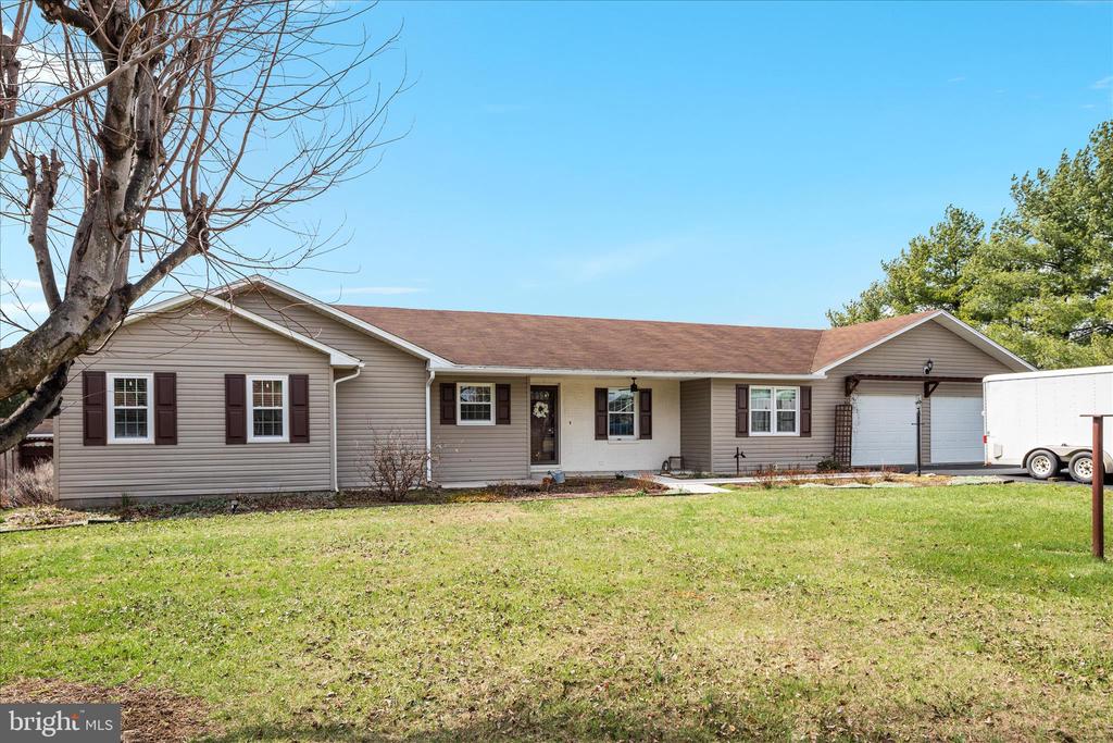 290 LARIAN DRIVE