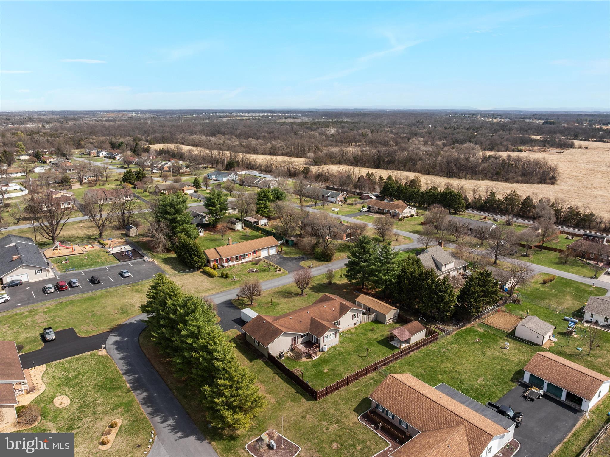 290 LARIAN DRIVE