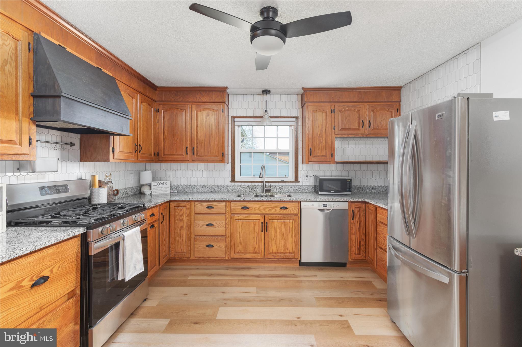 290 LARIAN DRIVE
