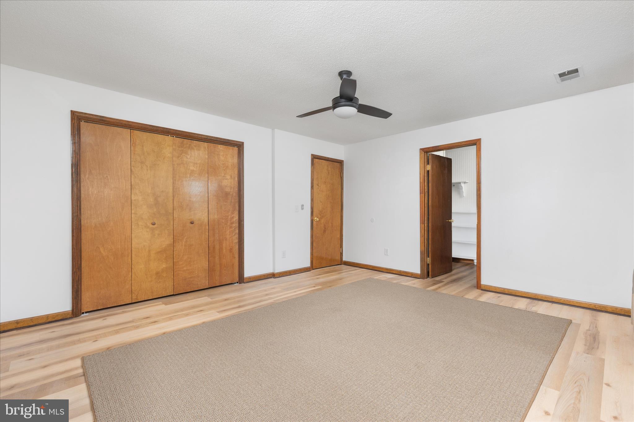 290 LARIAN DRIVE
