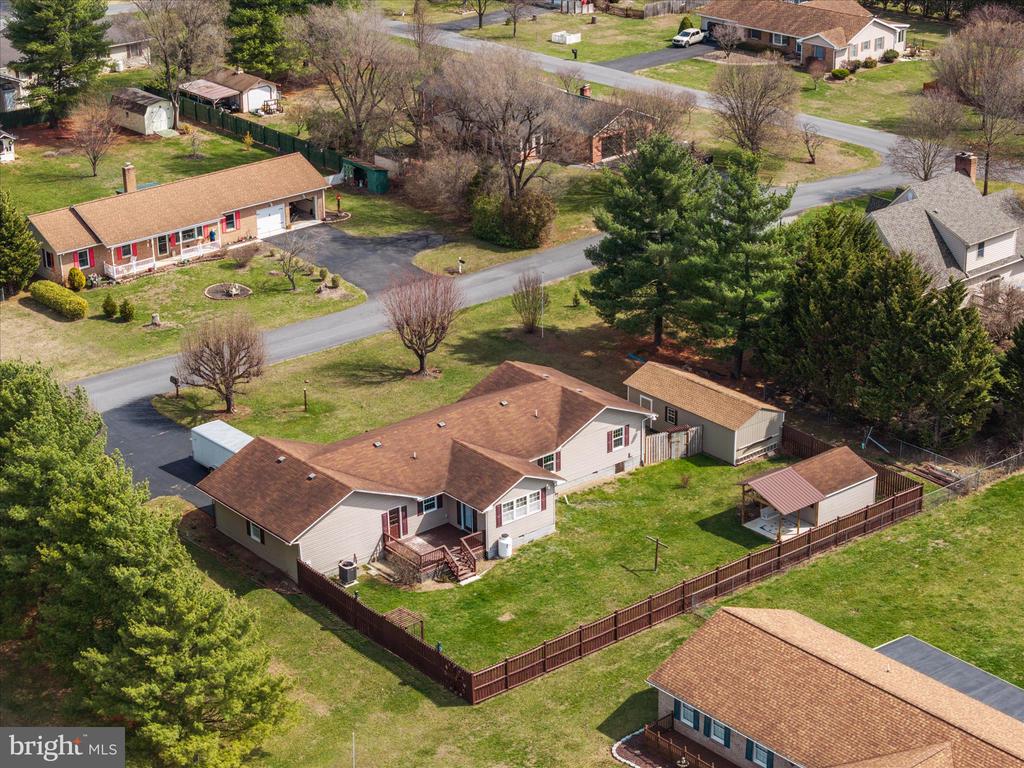 290 LARIAN DRIVE