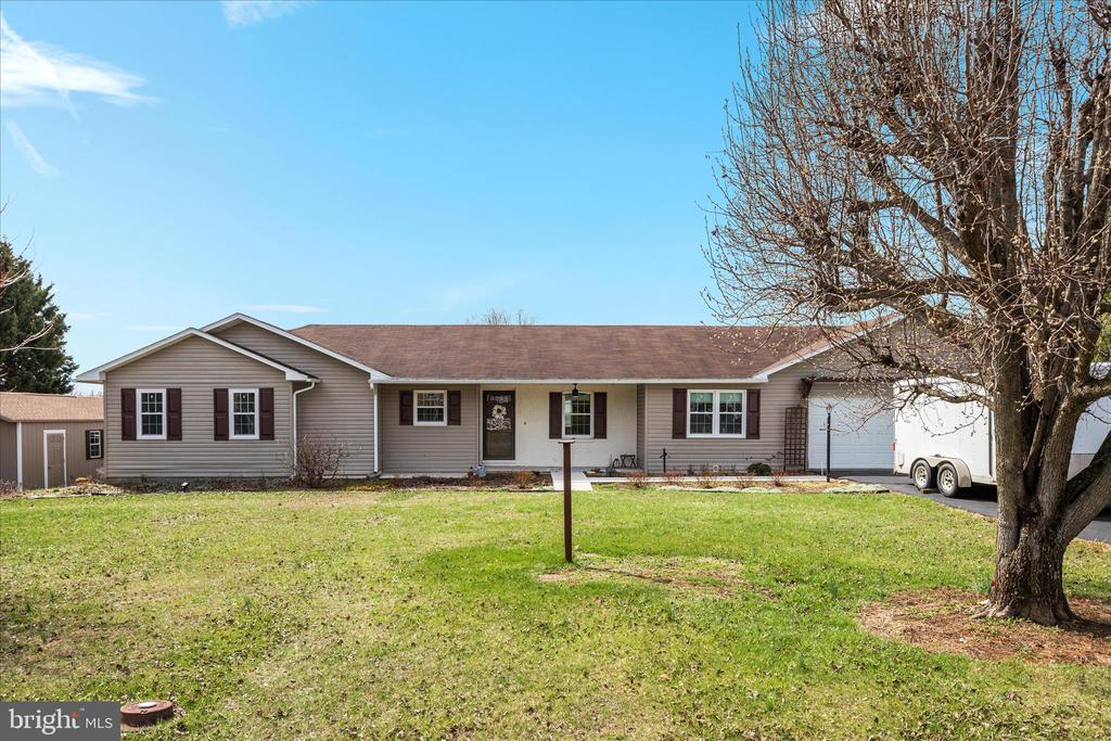 290 LARIAN DRIVE