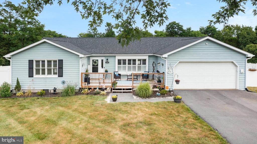 530 MONTMORENCY DRIVE