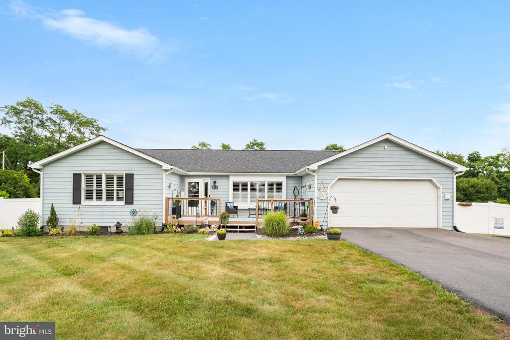 530 MONTMORENCY DRIVE