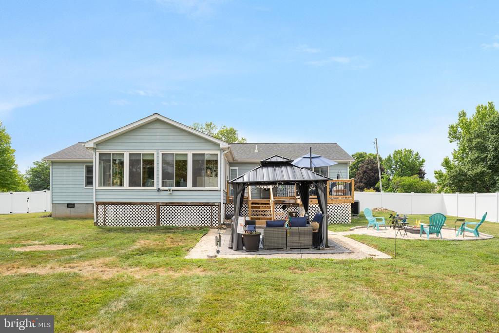530 MONTMORENCY DRIVE