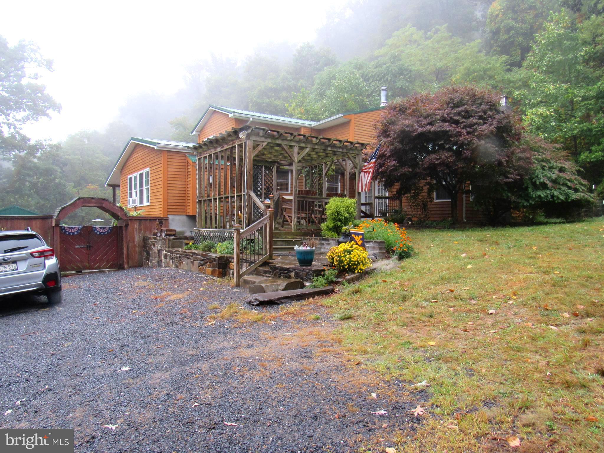 979 Lost River Ridge Cir