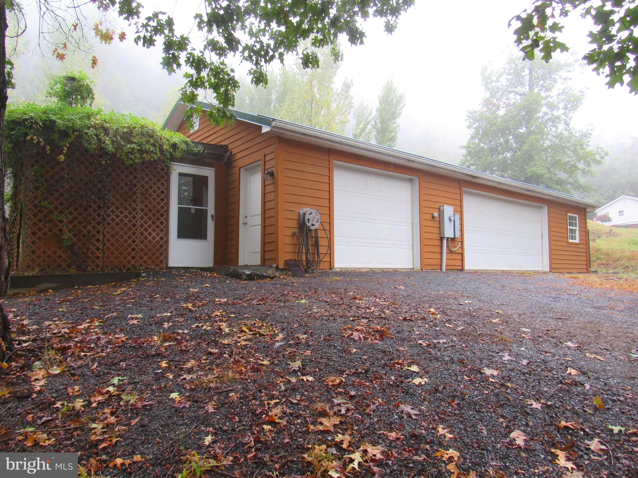 979 Lost River Ridge Cir