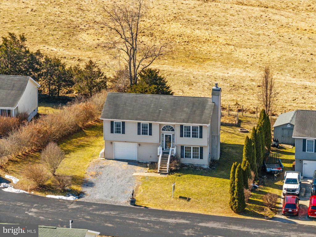 125 MULBERRY LANE