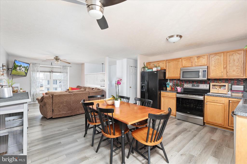 125 MULBERRY LANE