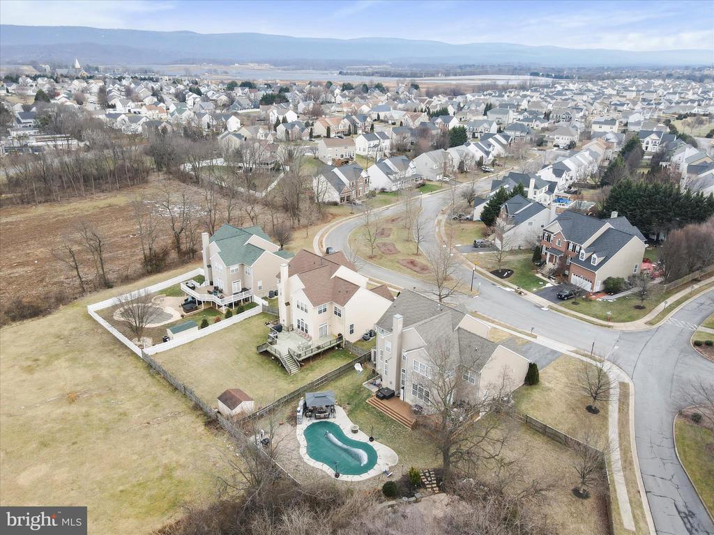 154 Revere Dr