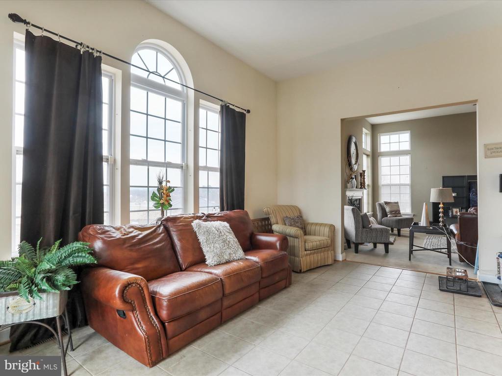 154 Revere Dr