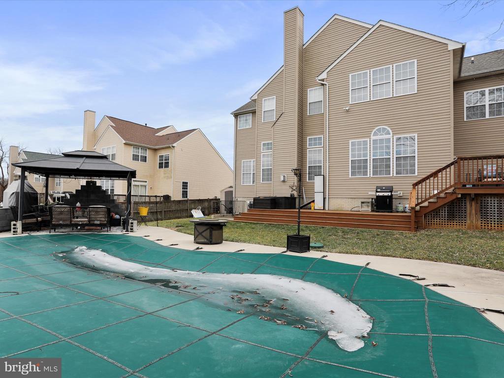 154 Revere Dr