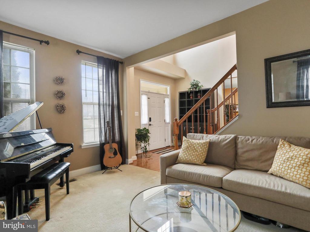 154 Revere Dr