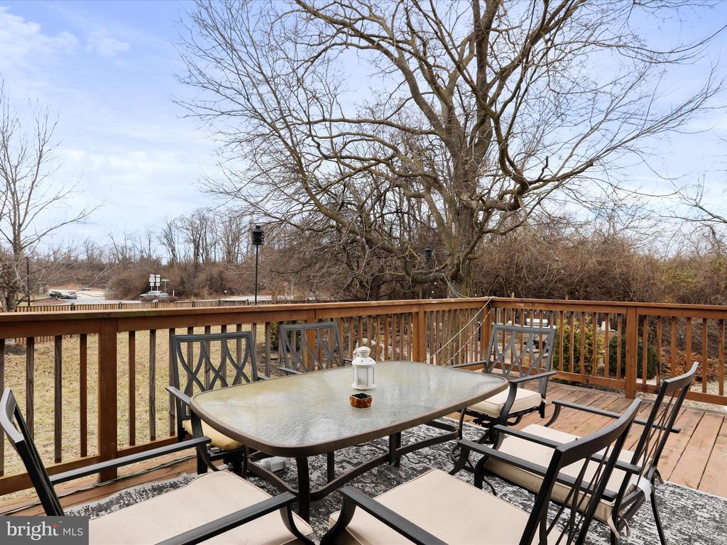 154 Revere Dr