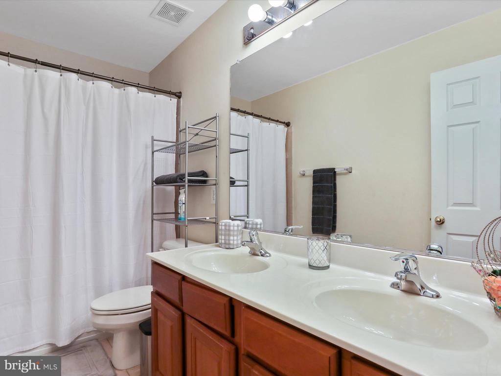 154 Revere Dr