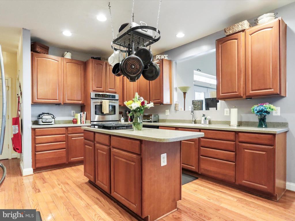 154 Revere Dr