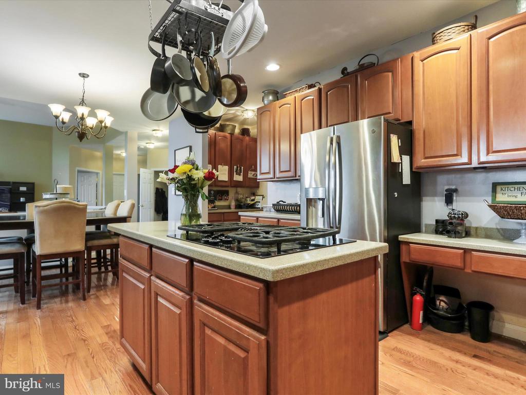 154 Revere Dr