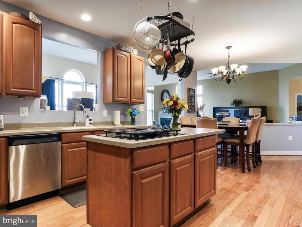154 Revere Dr