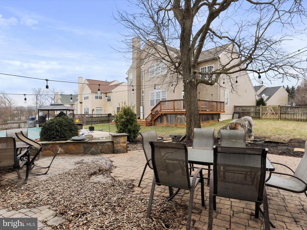 154 Revere Dr