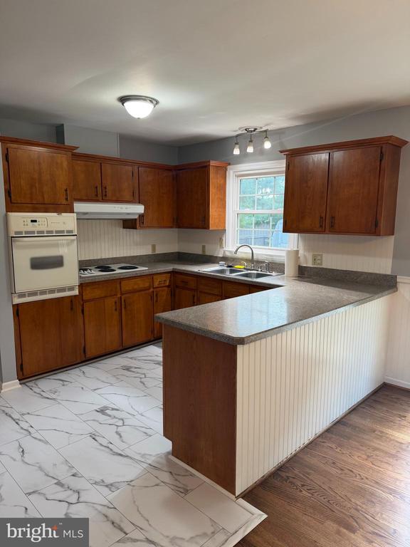 1160 TUSCAWILLA DRIVE