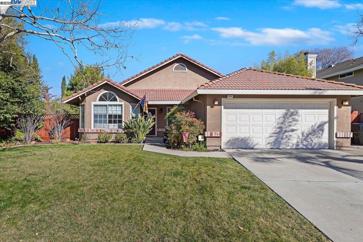 4804 Maureen Cir