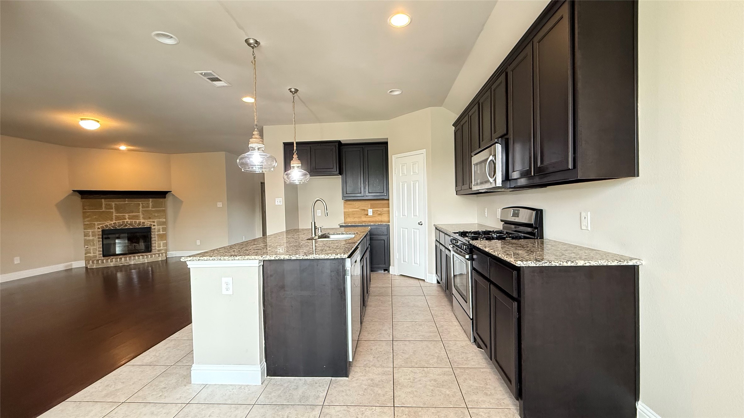 1001 Perennial Lane