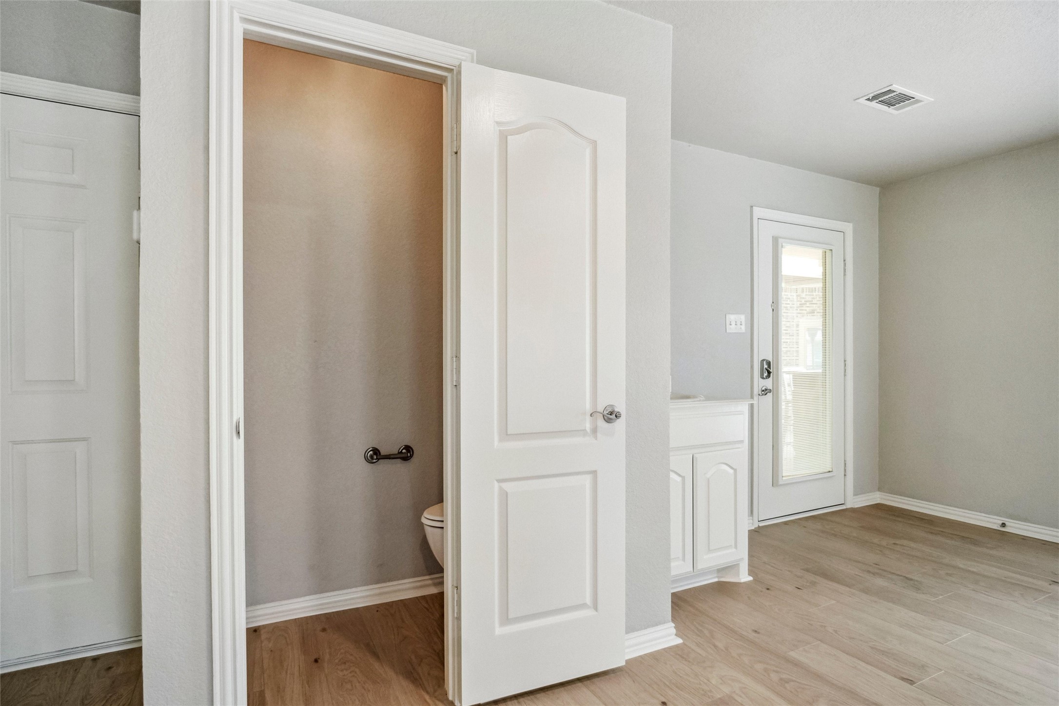 613 W Aurora Vista Trail