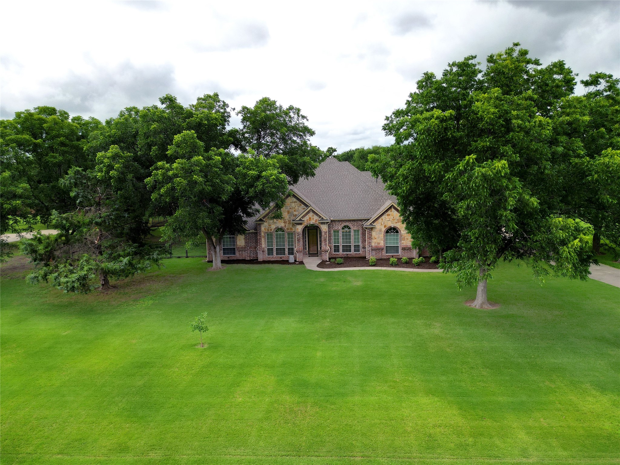 613 W Aurora Vista Trail