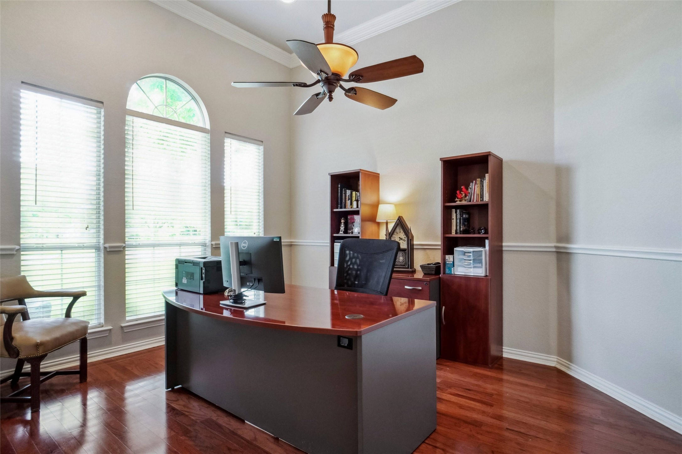 613 W Aurora Vista Trail