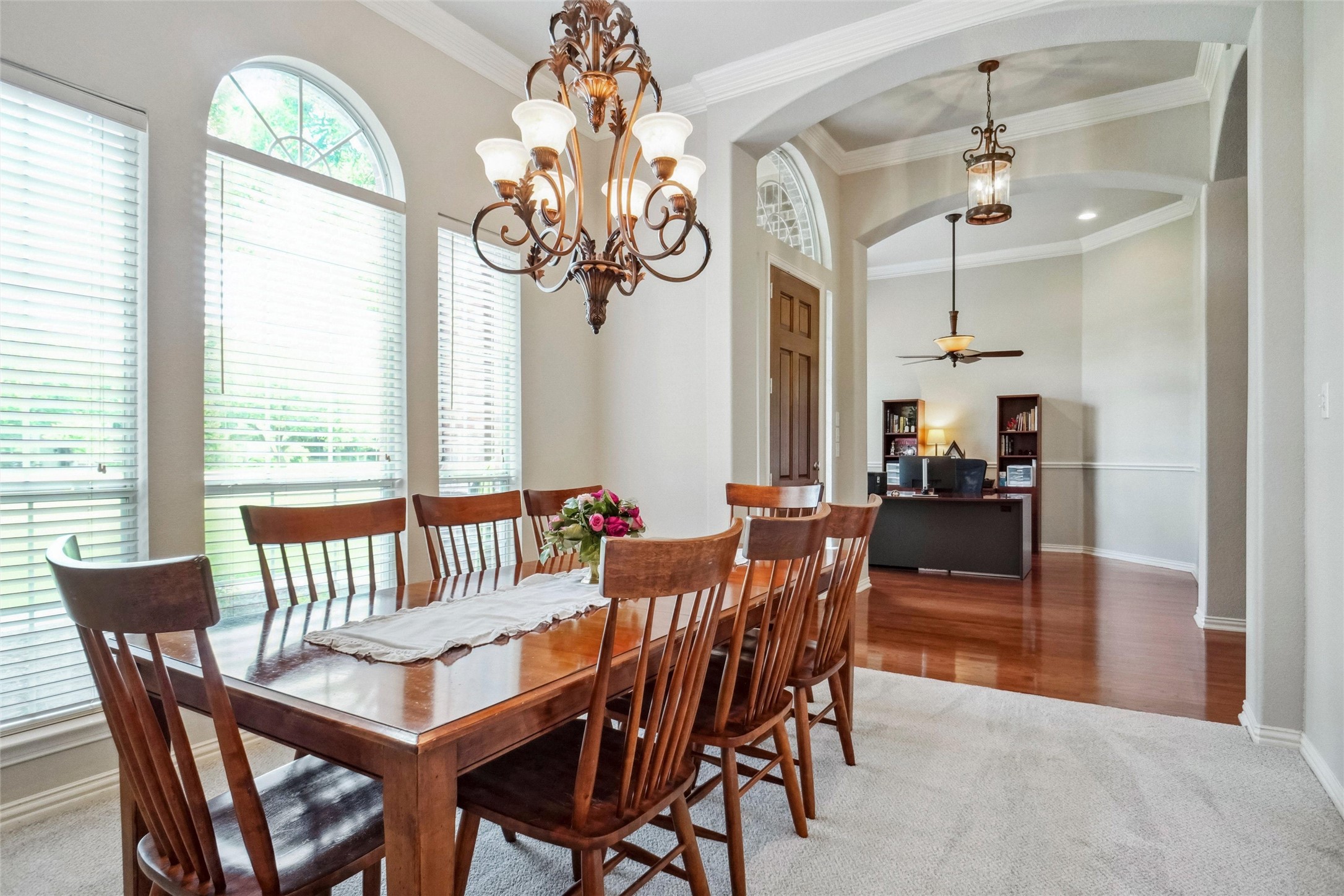 613 W Aurora Vista Trail