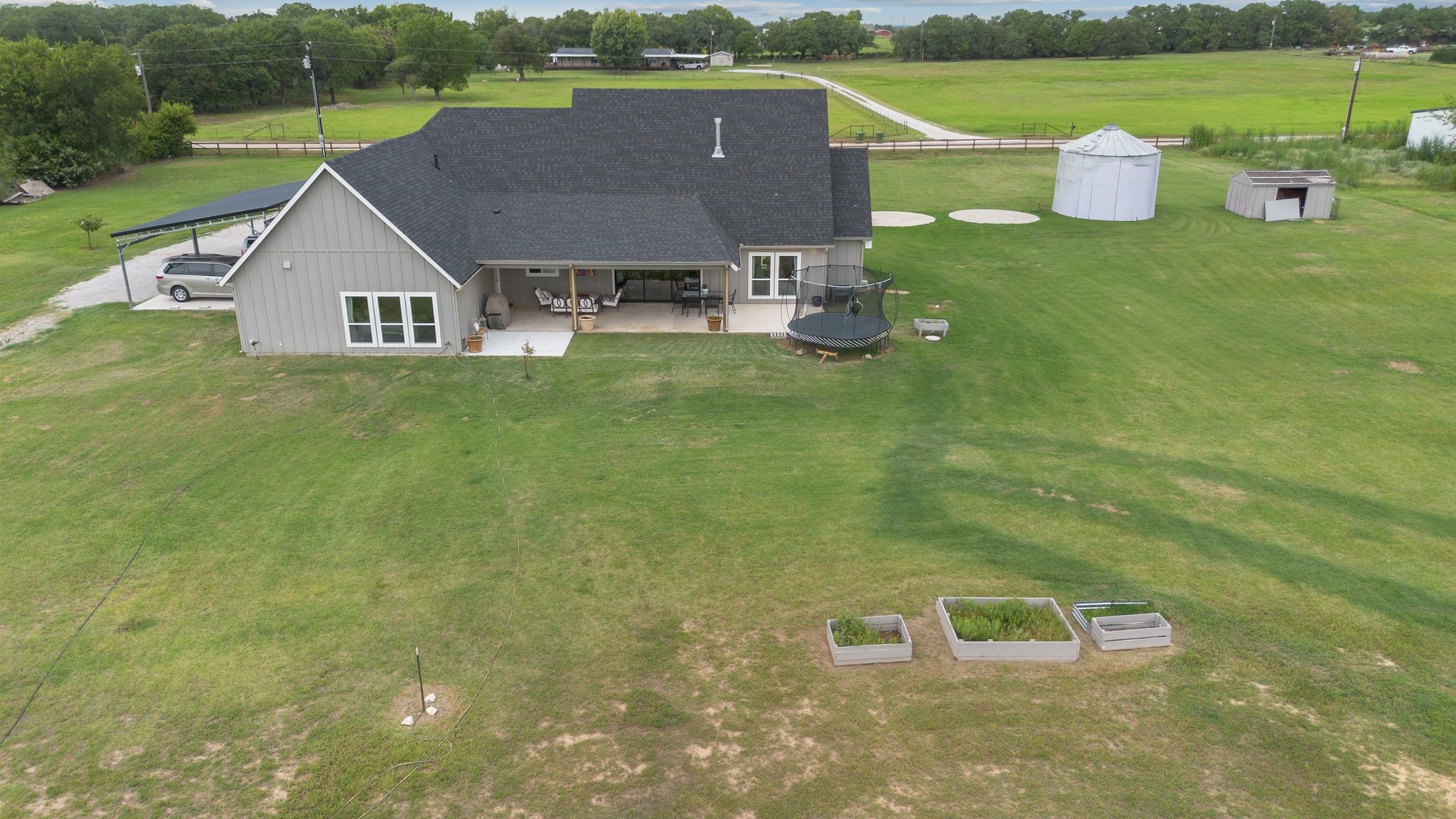 109 County Road 2696