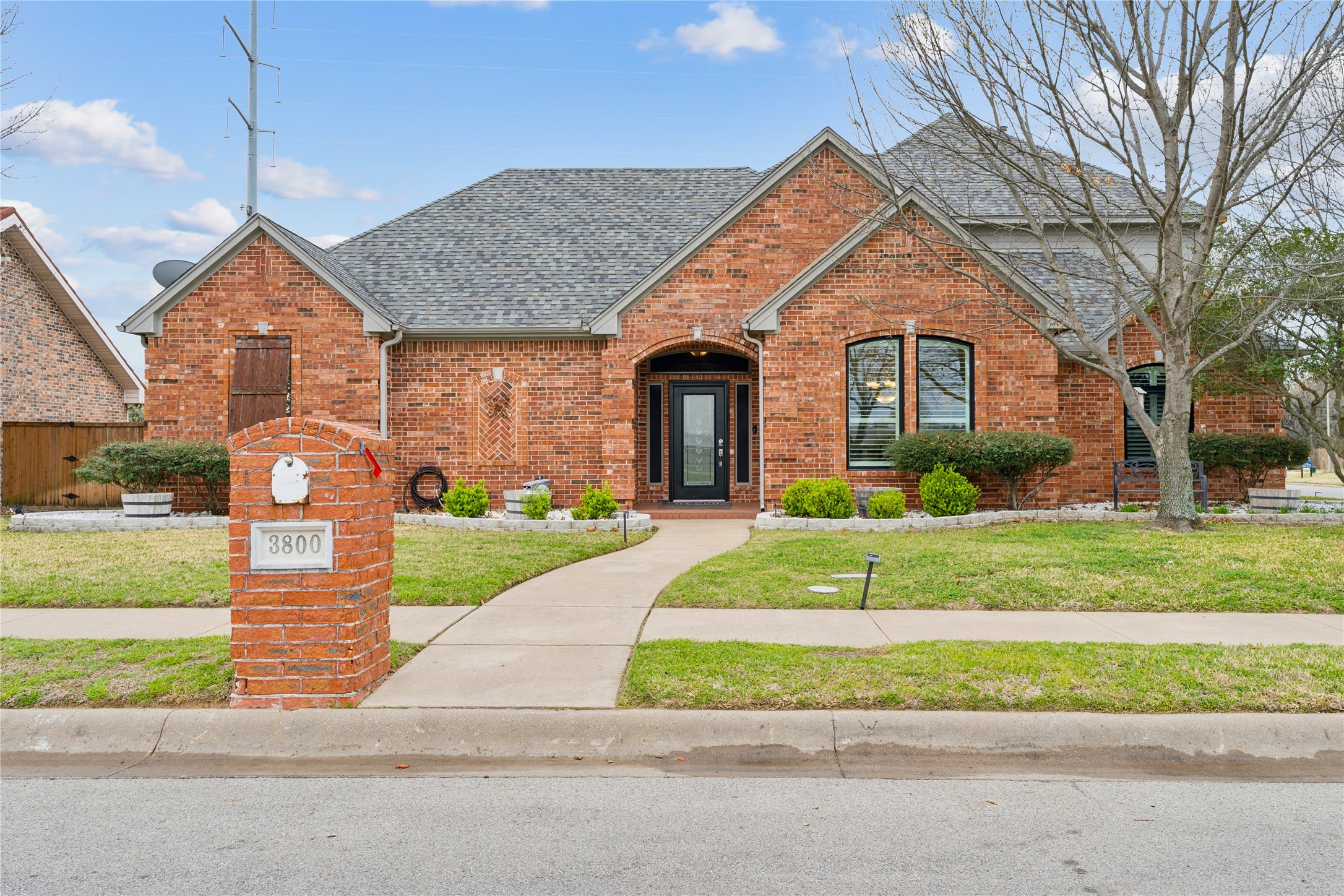 3800 Deer Forest Drive