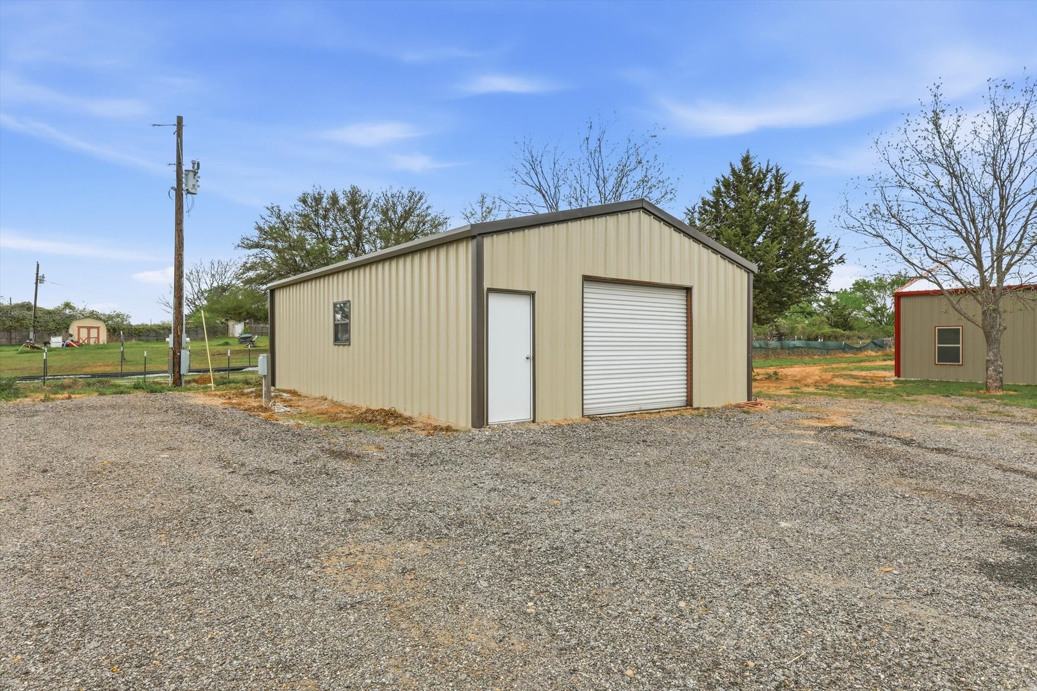 1445 County Road 3690