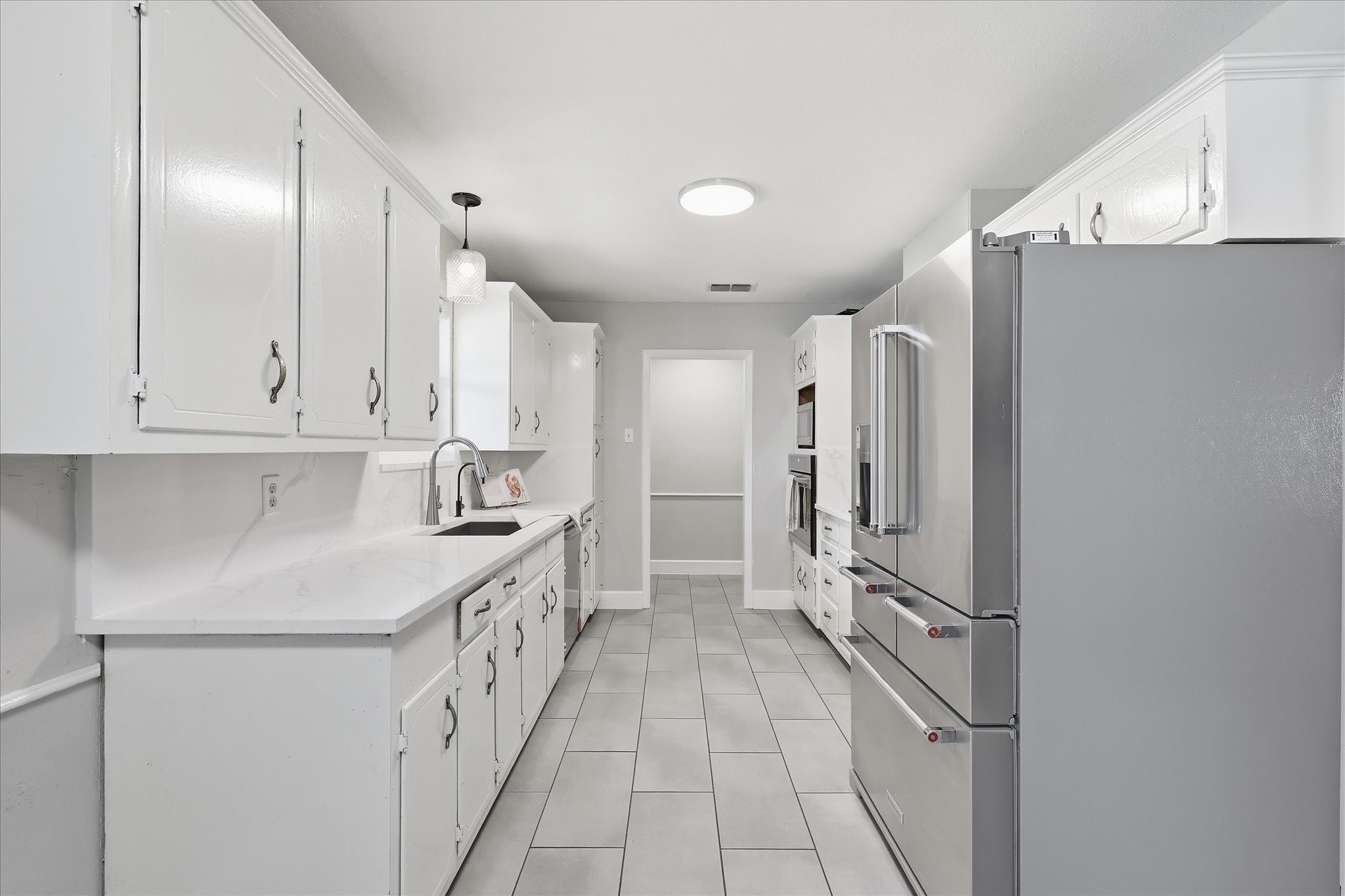 1005 North Miller