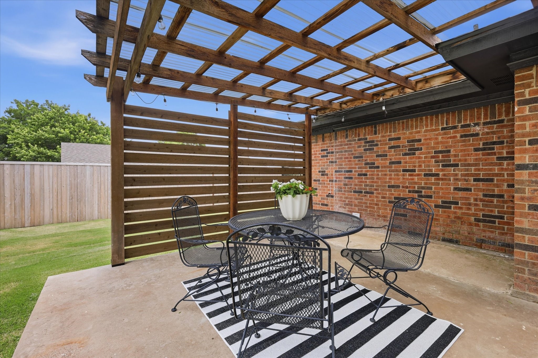 1005 North Miller