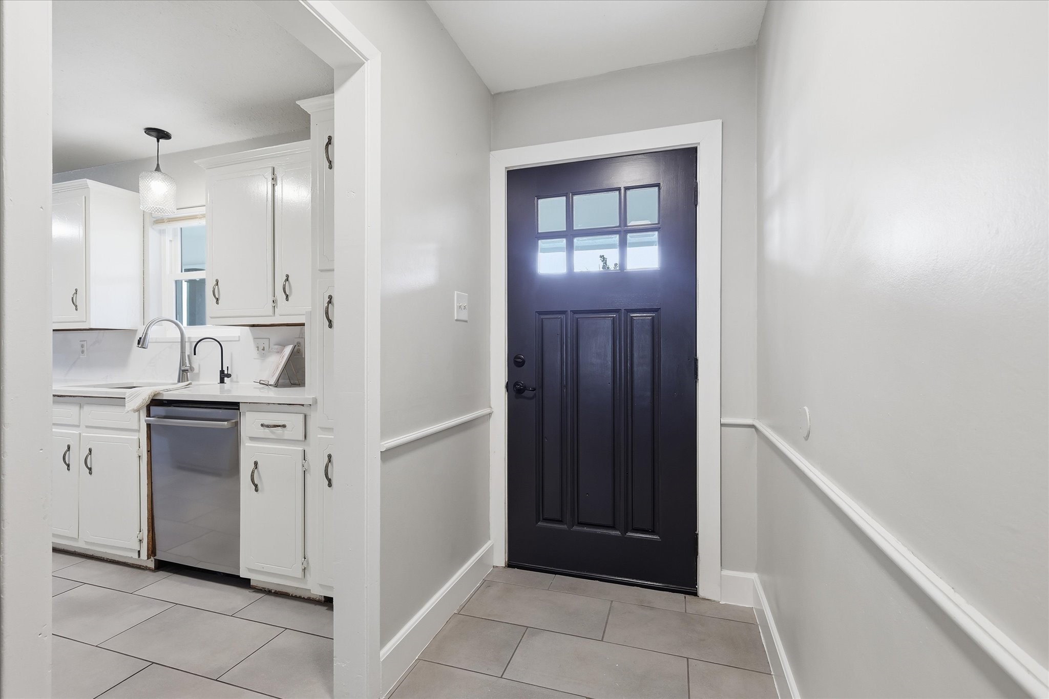 1005 North Miller