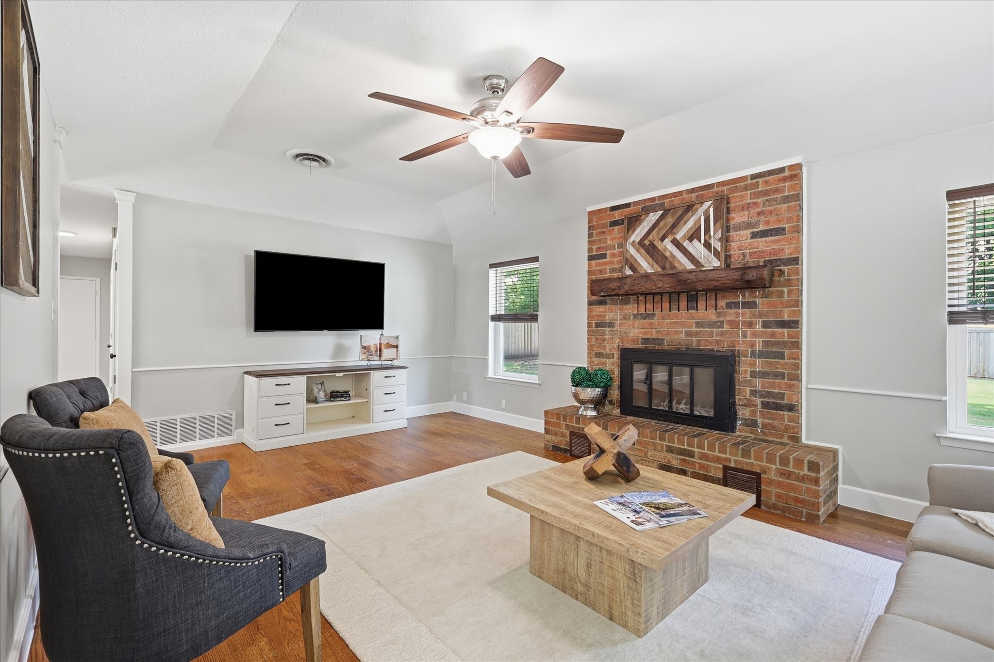 1005 North Miller