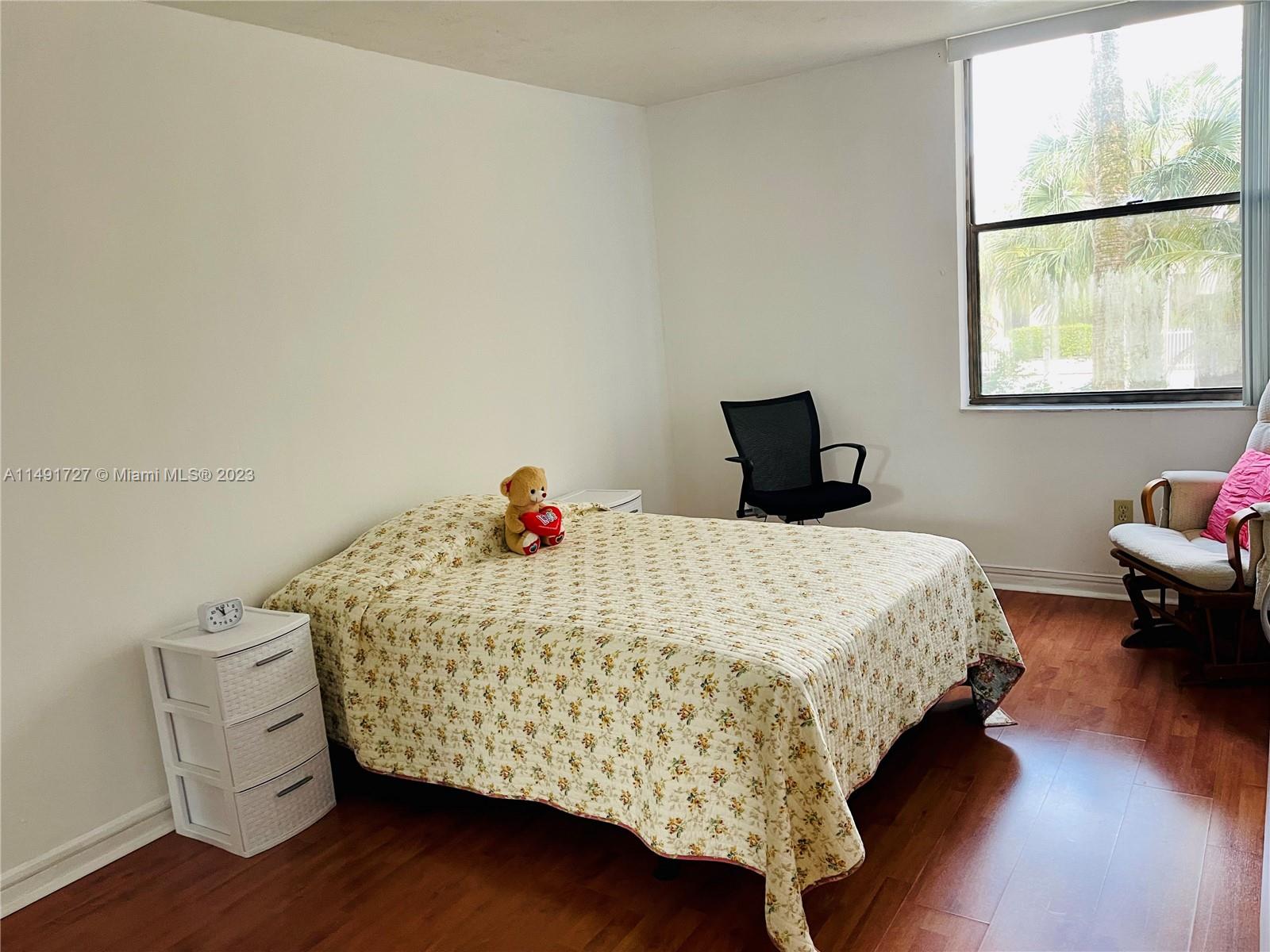 14301 N Kendall Dr # 203B