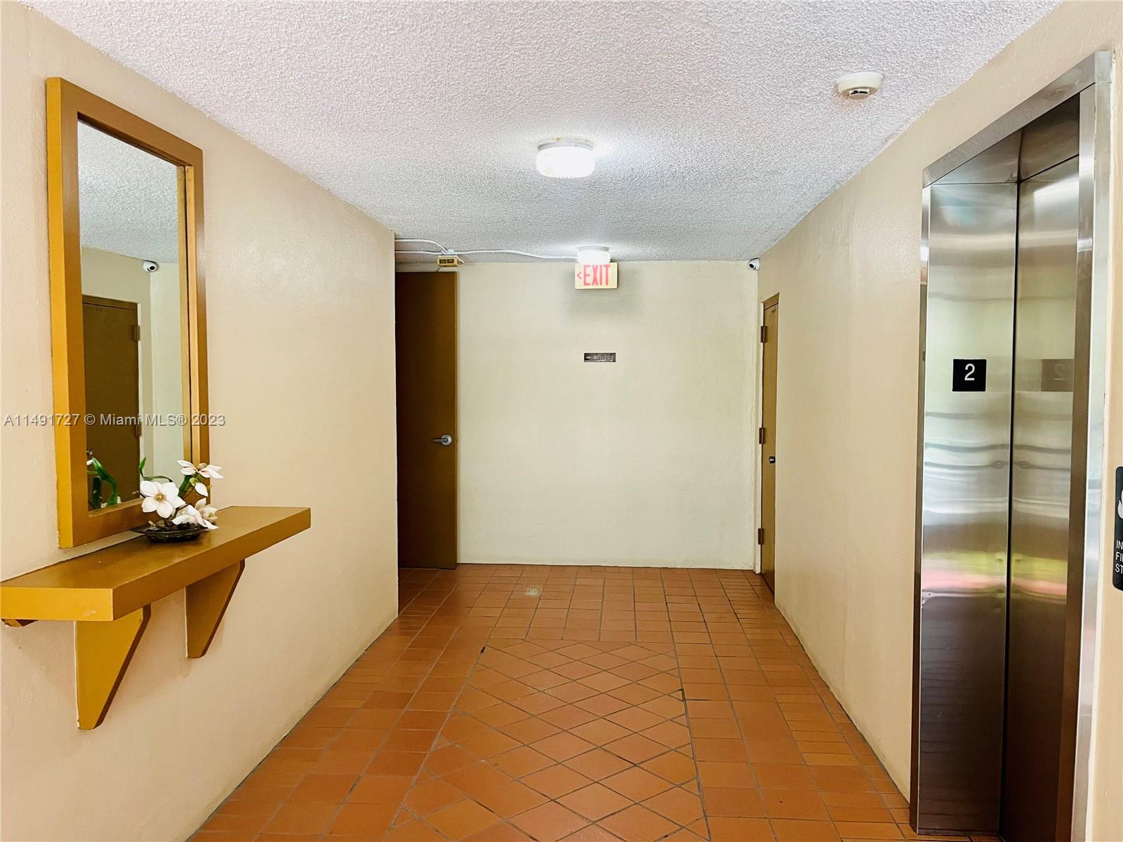 14301 N Kendall Dr # 203B