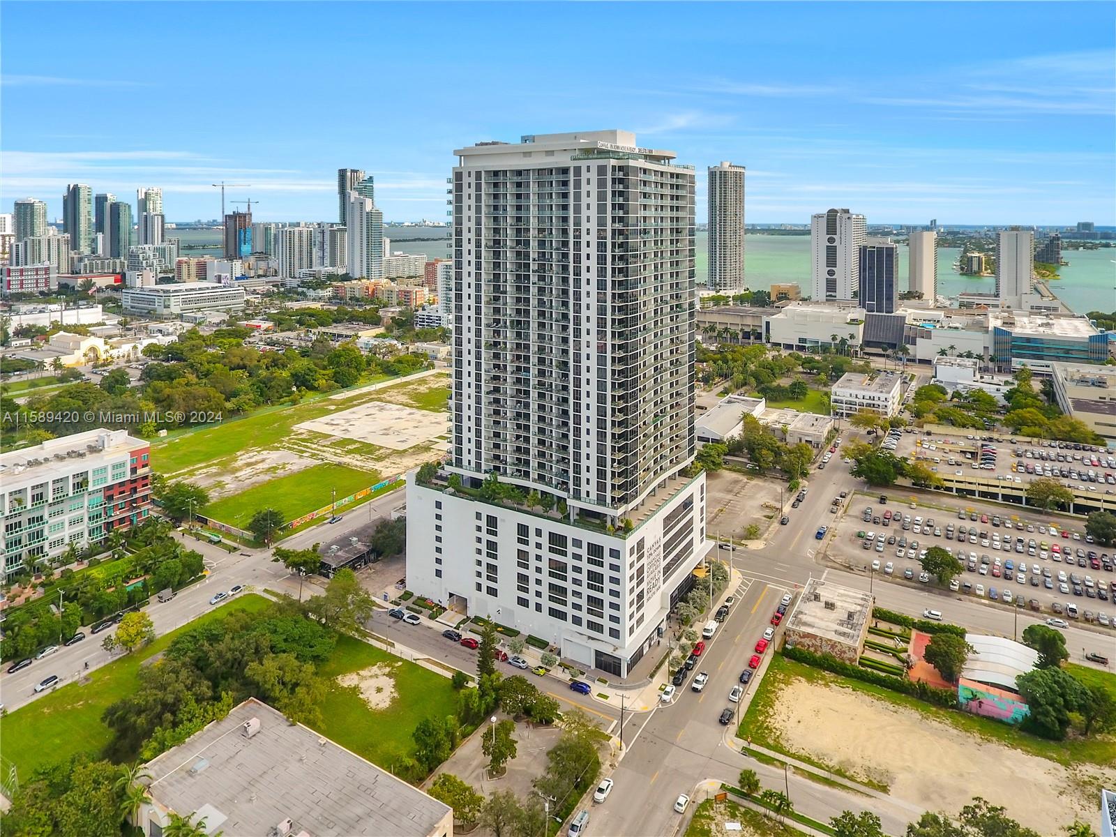 1600 NE 1st Ave # 3215