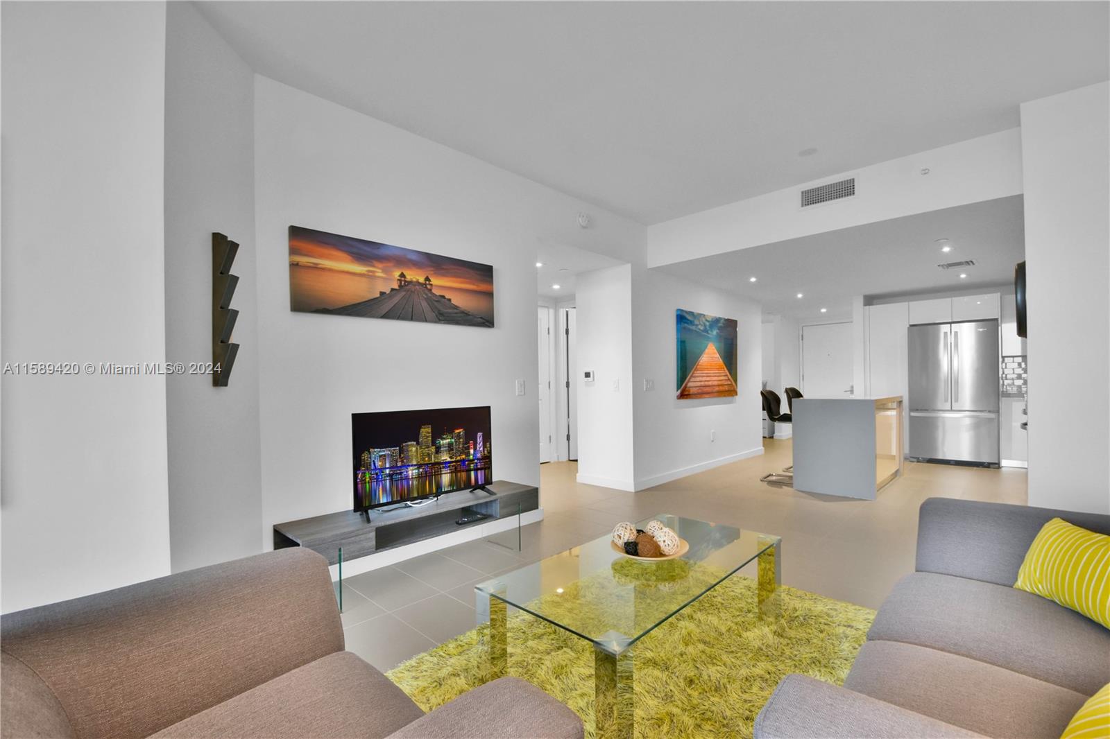 1600 NE 1st Ave # 3215