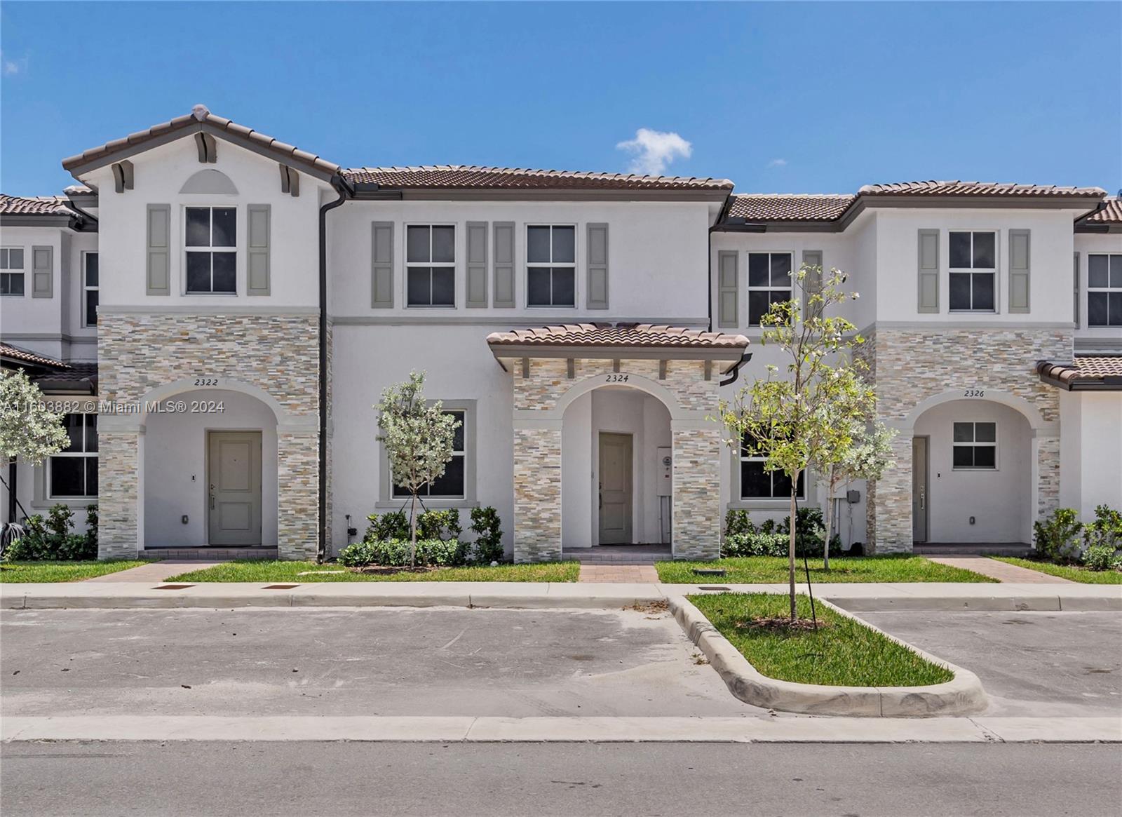 2324 NW 125th St