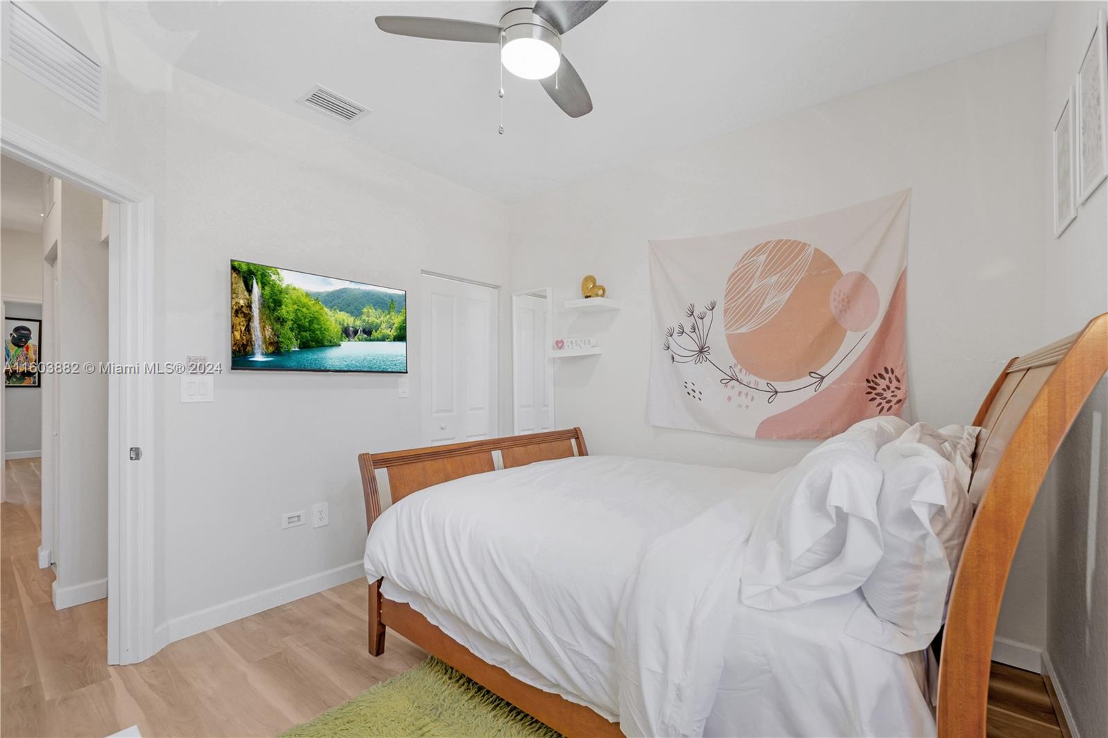 2324 NW 125th St