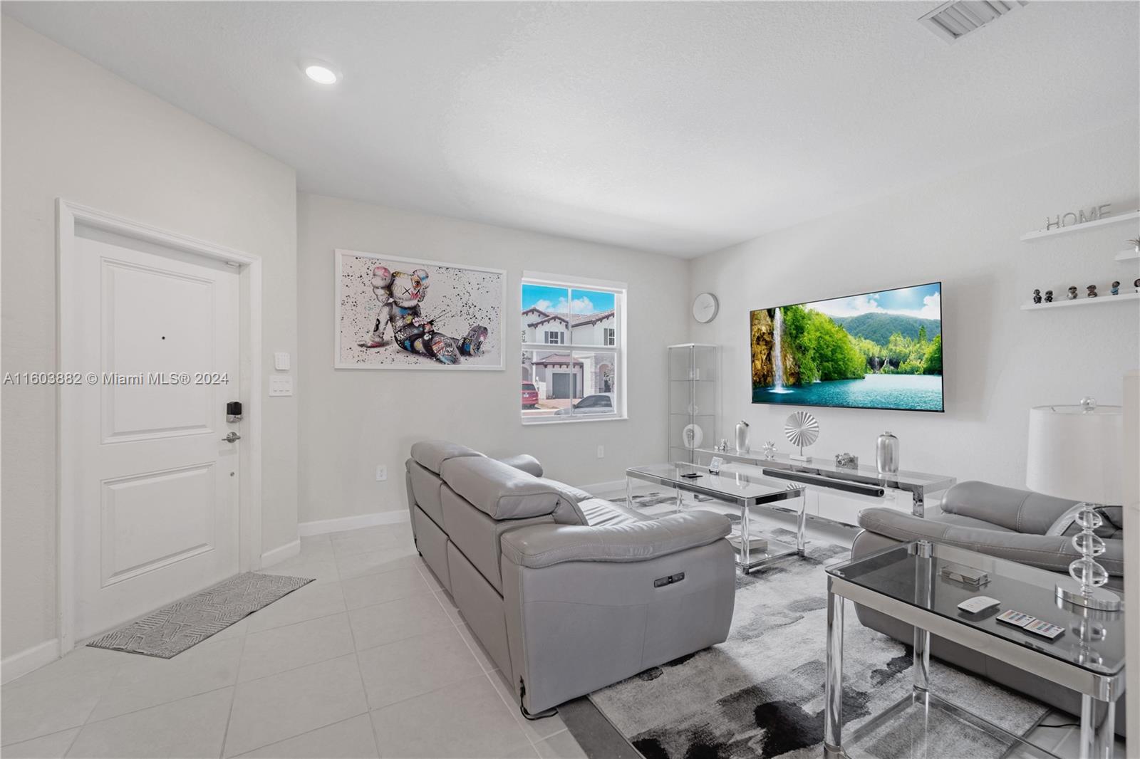 2324 NW 125th St